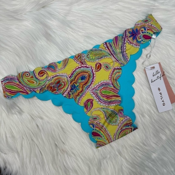 NWT Pilyq Bahia Reversible Seamless Wave Teeny Bikini Bottom Small - Picture 10 of 10